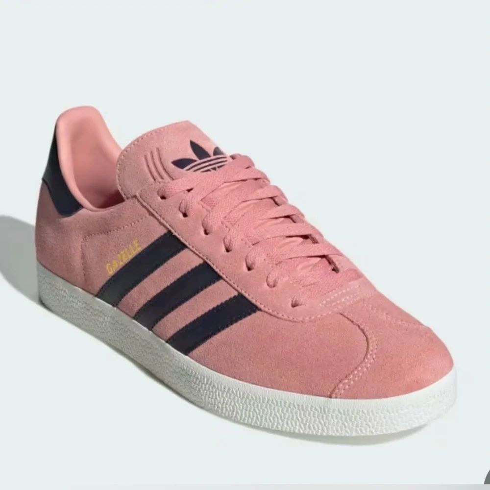 NWT Adidas Men's Gazelle Sneakers - Picture 4 of 16